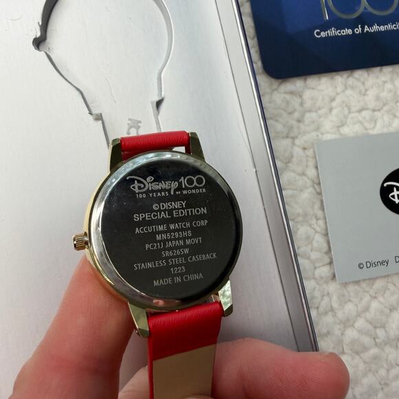Disney 100 Year Anniversary Special Edition Minnie Mouse Watch main image 7